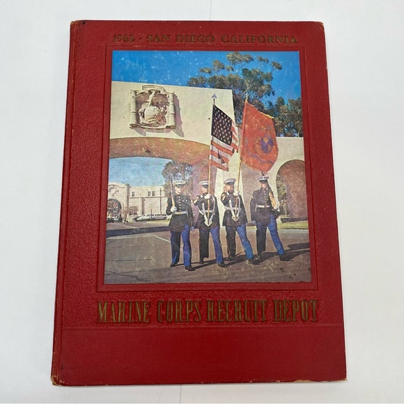 1963 Marine Corps Recruit Depot San Diego 2nd Battalion Platoon 261Graduation - Picture 1 of 13